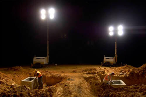 Light tower for construction sites, offering bright and durable illumination.